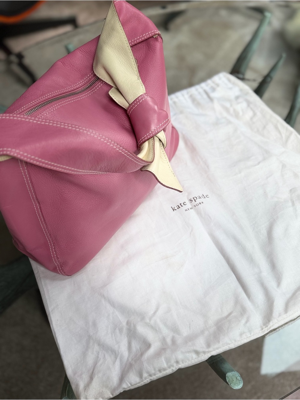 kate spade RARE Y2K VTG Made in Italy Pink Leather Hobo Bag w/Cream Accents